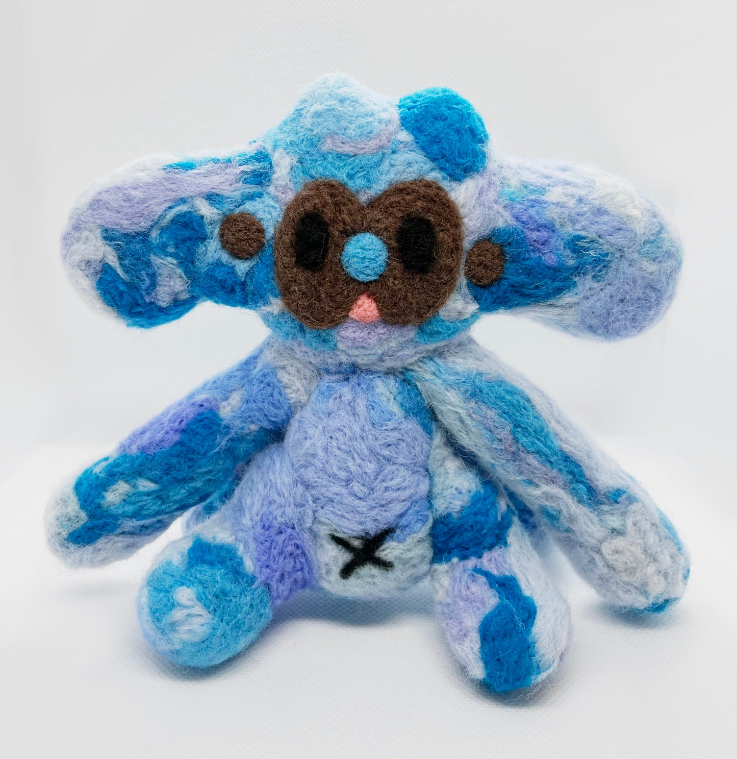 NADDI MARBLE FELT PLUSHIE