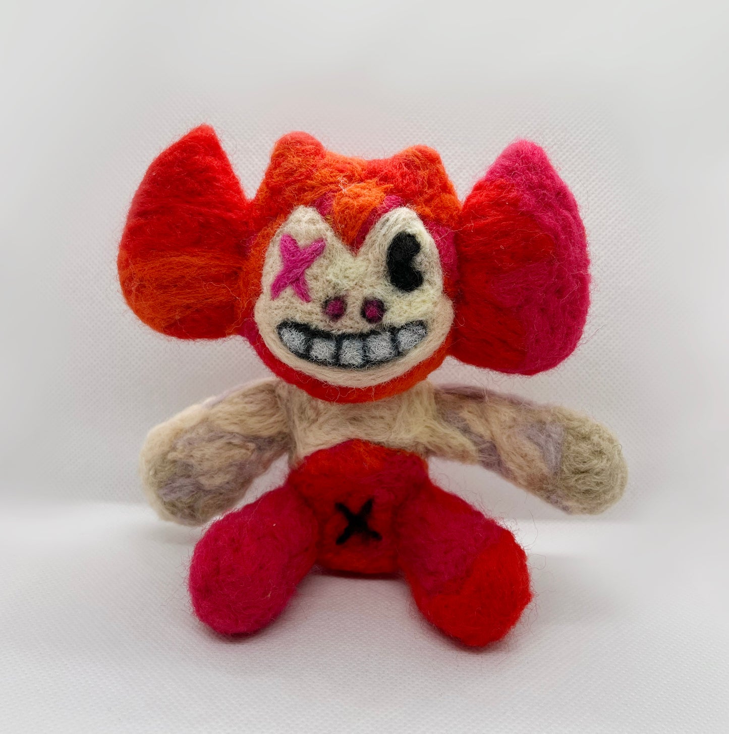 TOBACCO MAHOGANY FELT PLUSHIE