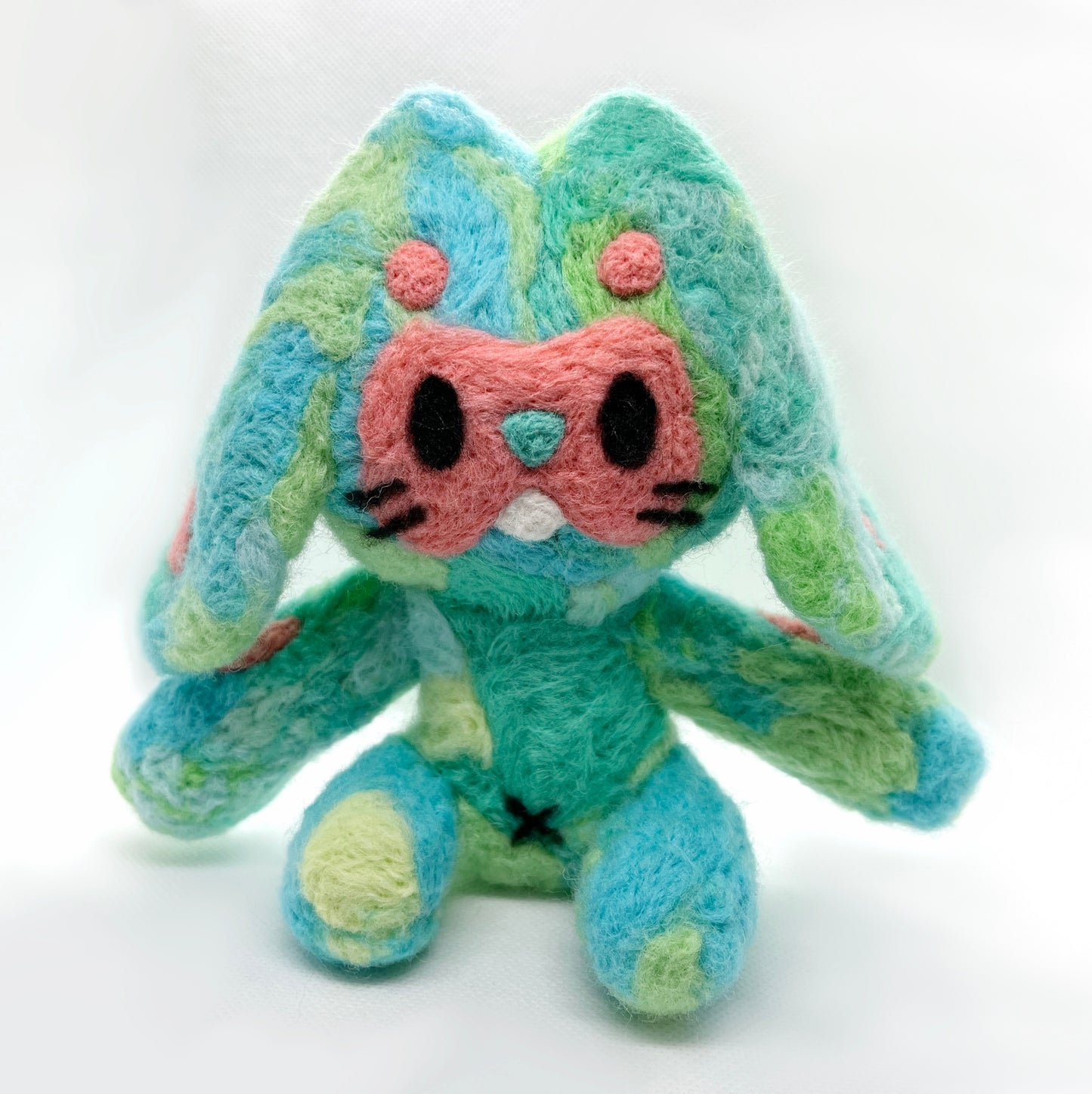 GASCHI MARBLE FELT PLUSHIE