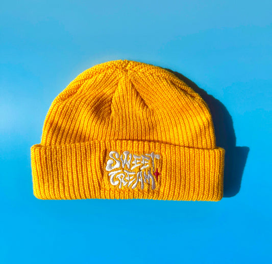SC LOGO EMBROIDERED CABLE BEANIE